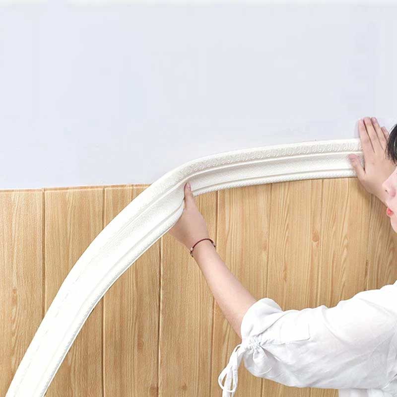 Rodapé 3D Adesivo Que Restaura, Renova e Decora a Casa e Ambientes (2,5 Metros)